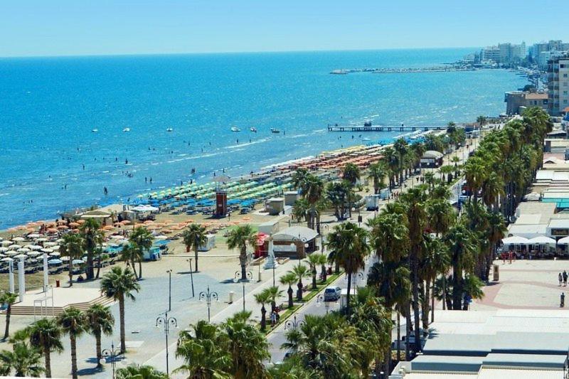 Apartment,Near The Beach Pinikoudes Larnaca Zewnętrze zdjęcie