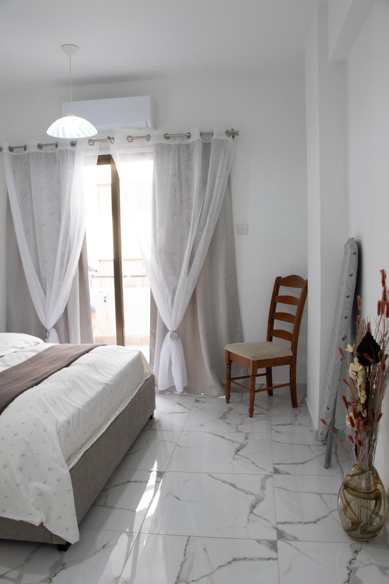 Apartment,Near The Beach Pinikoudes Larnaca Zewnętrze zdjęcie
