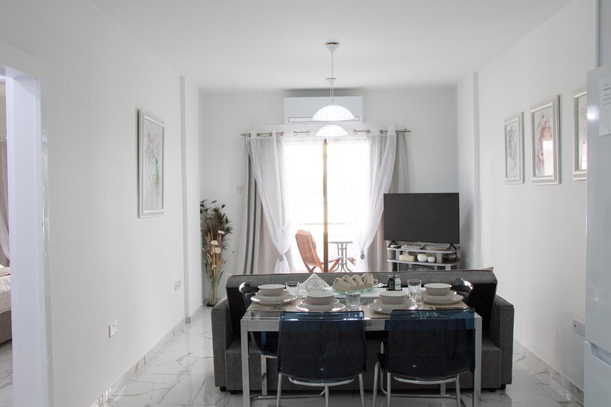 Apartment,Near The Beach Pinikoudes Larnaca Zewnętrze zdjęcie